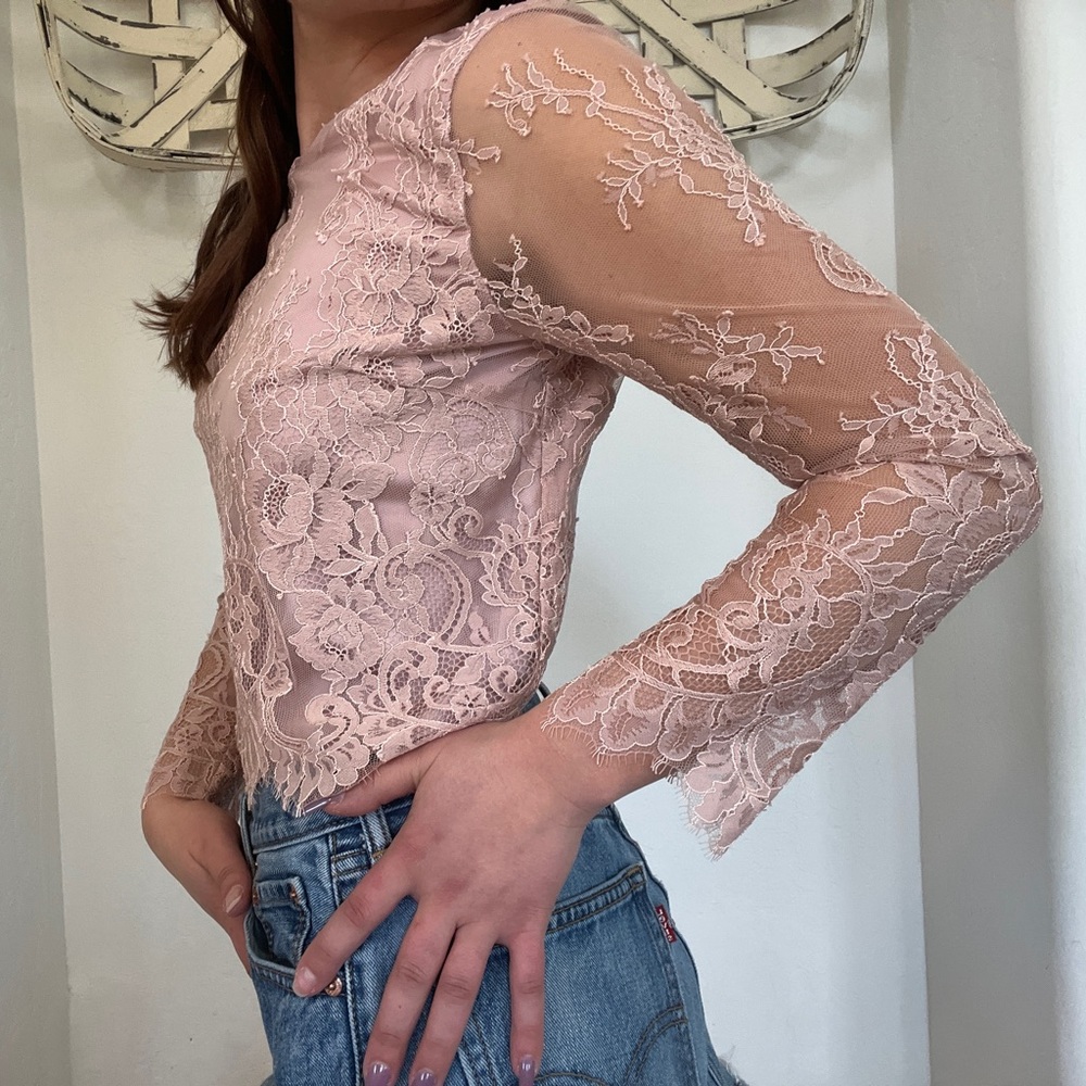 H&M lace top